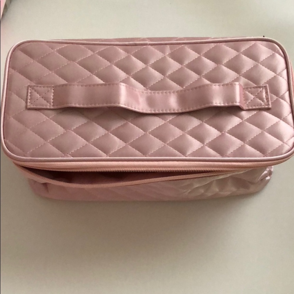 Makeup bag